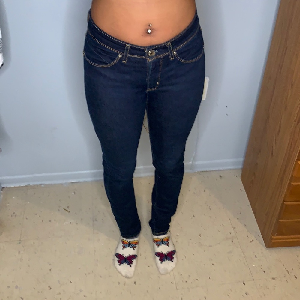 ❌SOLD❌ 
Levi’s Revel Demi Curve Jeans